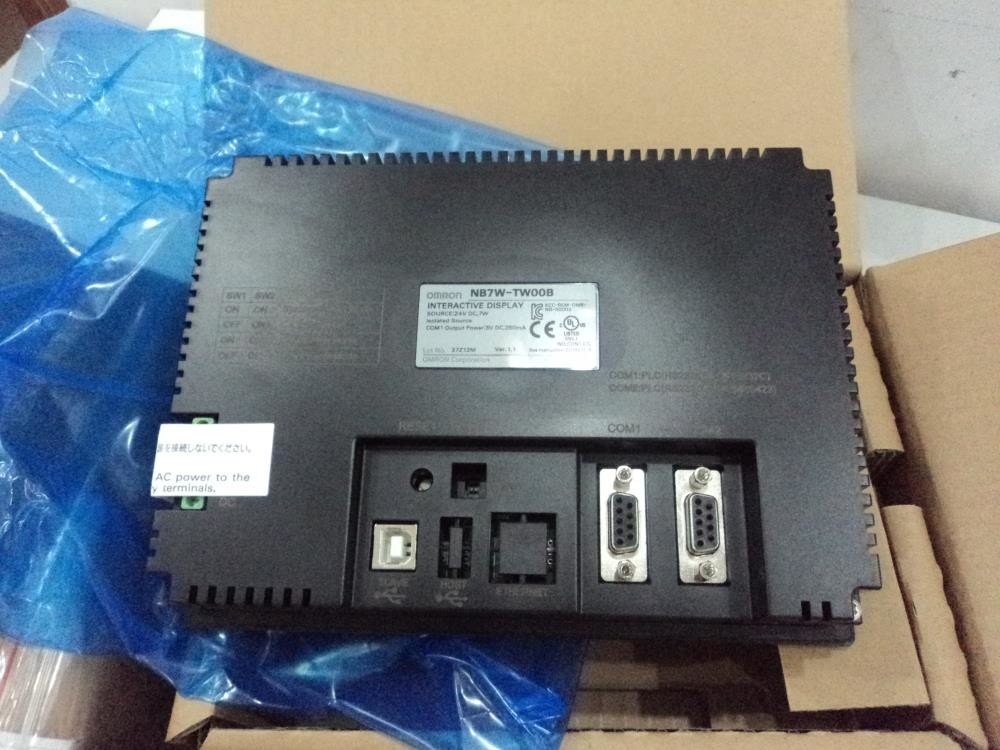 NB7W-TW00B Omronの広い表示、色TFT、7