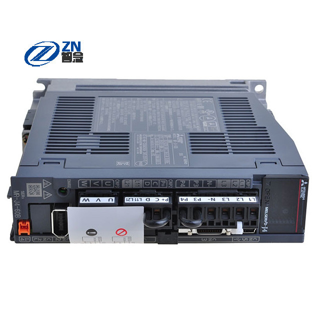 MR-J4-60Bのサーボ アンプの三相か単一フェーズAC200Vへの240V