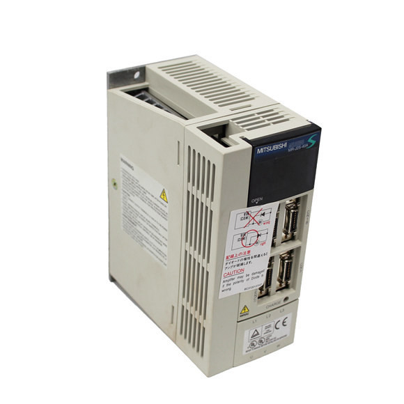 CNCの制御システムのための1つの段階50Wのサーボ アンプ ドライブ三菱MR-J2S-40A