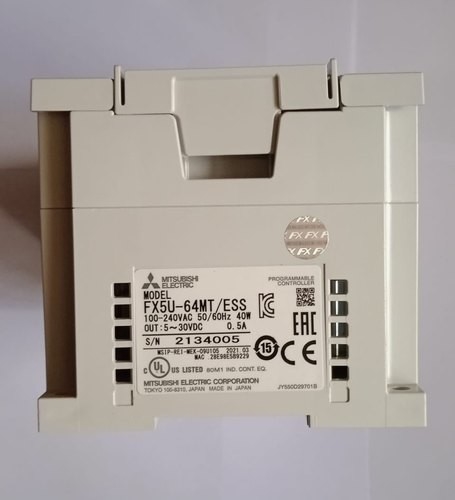CPU三菱PLCモジュール100 - 240V AC MELSEC I.Q.FシリーズFX5U-64MT/ESS