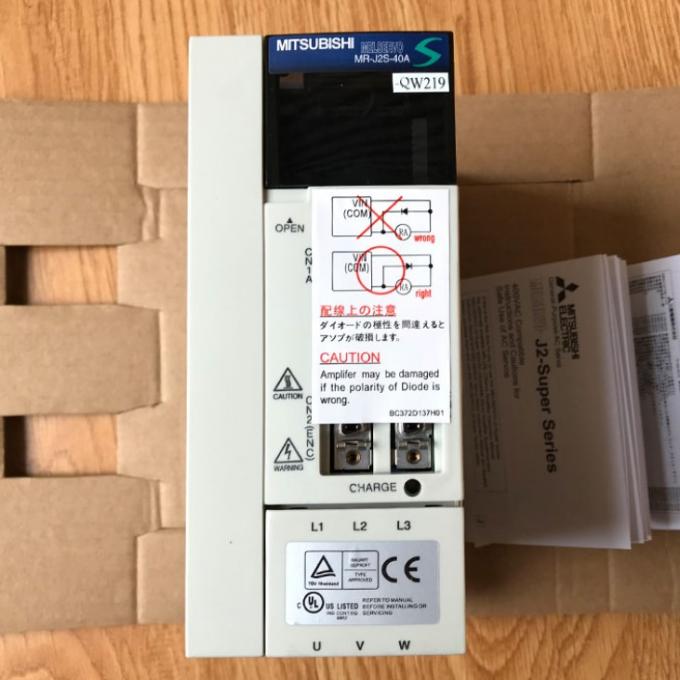 MR-J2S-40A三菱サーボAmplifie 170V、0-360のHZ、400ワット